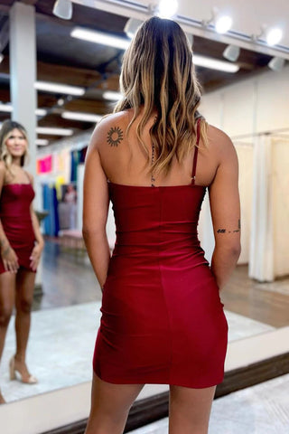 Vestido de fiesta verde oscuro de corte recto y un solo hombro