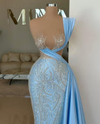 Robe de bal longue bleu ciel asymétrique à paillettes et dentelle