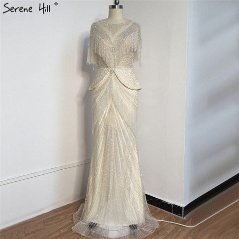 Vestido de noche de sirena con borlas y cuentas color beige de Dubái, diseño 2025, manga corta, vestido formal sexy de lujo LA70342 
