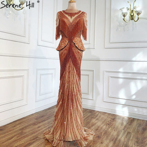 Vestido de noche de sirena con borlas y cuentas color beige de Dubái, diseño 2025, manga corta, vestido formal sexy de lujo LA70342 
