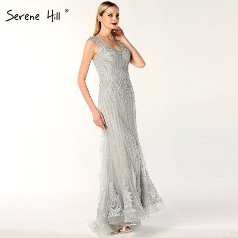 En oferta, sin devoluciones ni reembolsos. Vestidos de noche de lujo, diseño Dubai, color gris, con escote en V, bordados de perlas, mangas cortas, estilo sexy. Modelo 2025 LA60821 