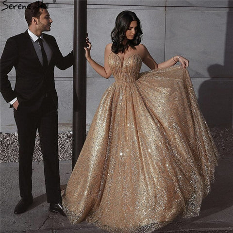 Dubai Gold Backless Glitter Sexy Evening Dresses 2025 Luxury Sleeveless Beach Evening Gowns LA60854