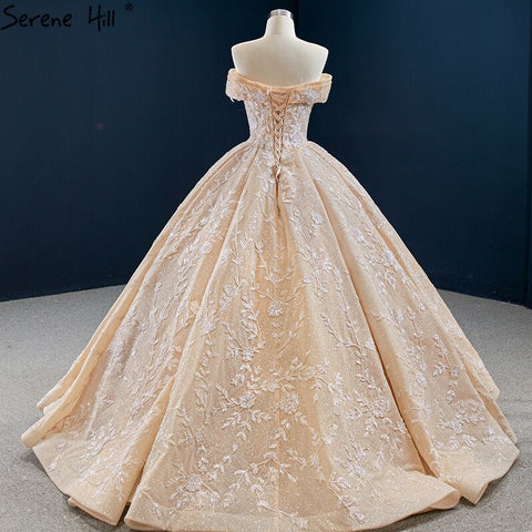 Vestidos de novia Dubai Gold con diseño de hombros descubiertos, colección 2025, flores hechas a mano con pedrería, vestidos de novia sexys HM67135, hechos a medida. 