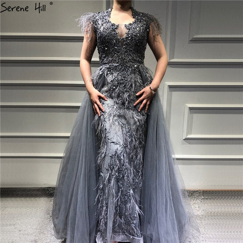 Dubai Grey Sleeveless Tulle Evening Dresses Design 2025 Crystal Feathers Luxury Formal Dress LA70020