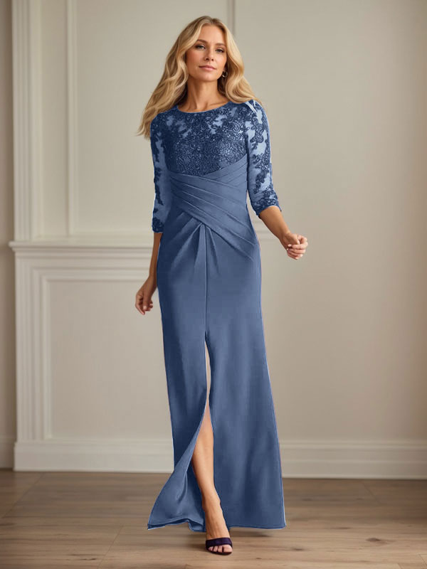 Vestido de madrina de la novia color ciruela, de encaje elástico y corte sirena. 