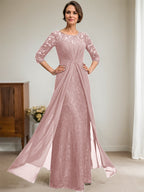 Robe de mariée en mousseline de soie dentelle, coupe trapèze, décolleté illusion, longueur au sol, ornée de perles et de volants 