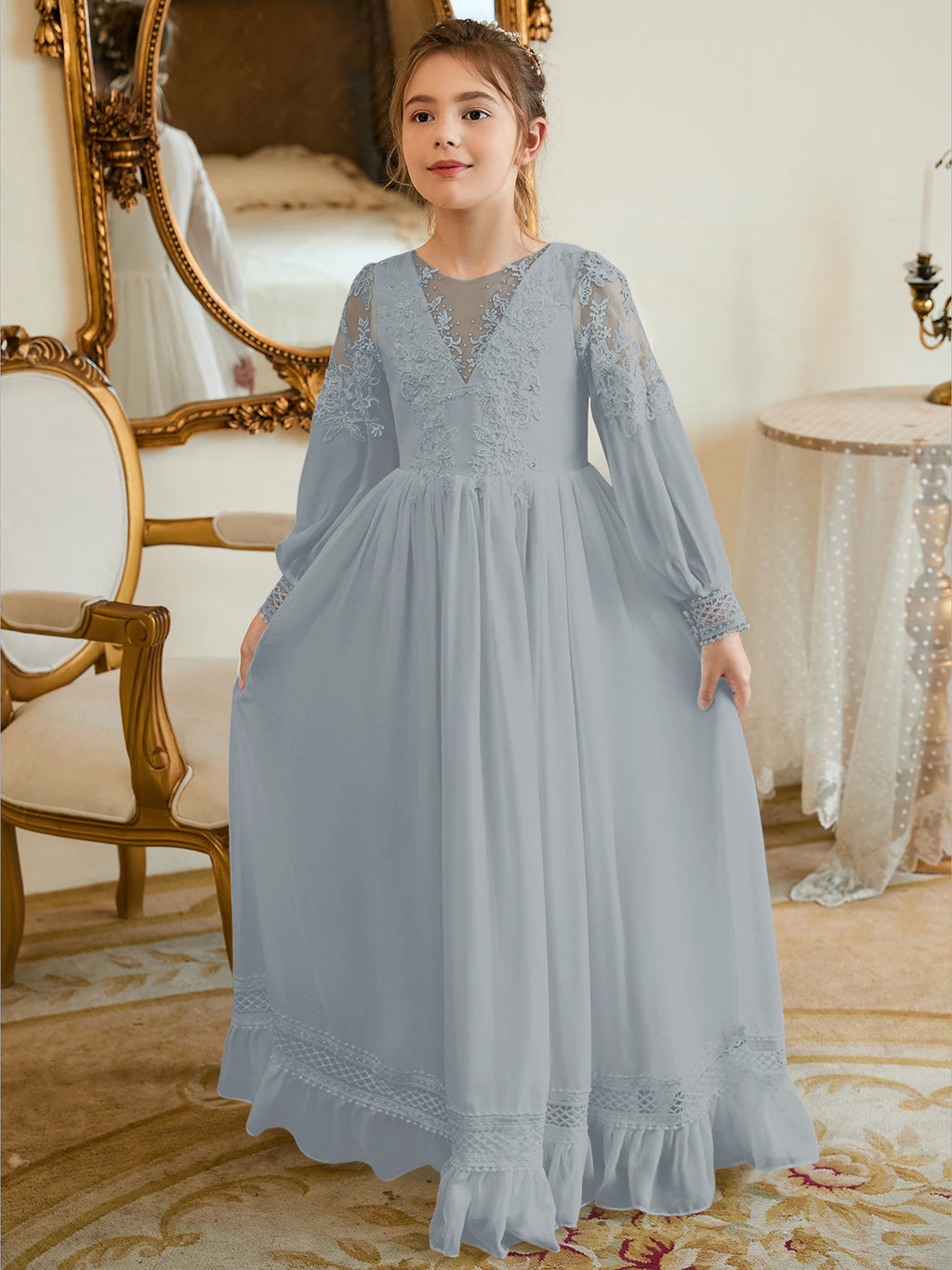 Vestido de Primera Comunión color marfil, corte en A, de gasa hasta el suelo 