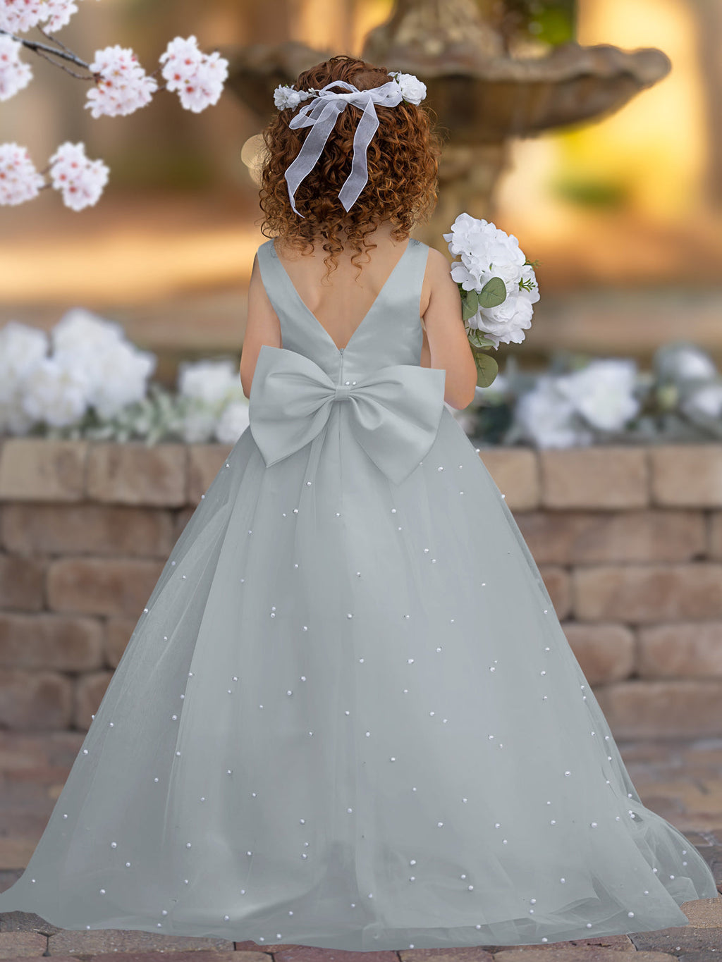 Elegante vestido de princesa de satén y tul para niña de las flores 
