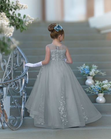 Vestido de baile de princesa Serenity con apliques de encaje y adornos de mariposas 