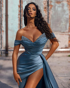 Vestido largo de fiesta de sirena de satén con abertura
