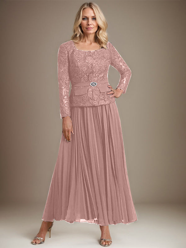 Vestido de gasa corte A, largo hasta el tobillo, para la madre de la novia, con pliegues. 