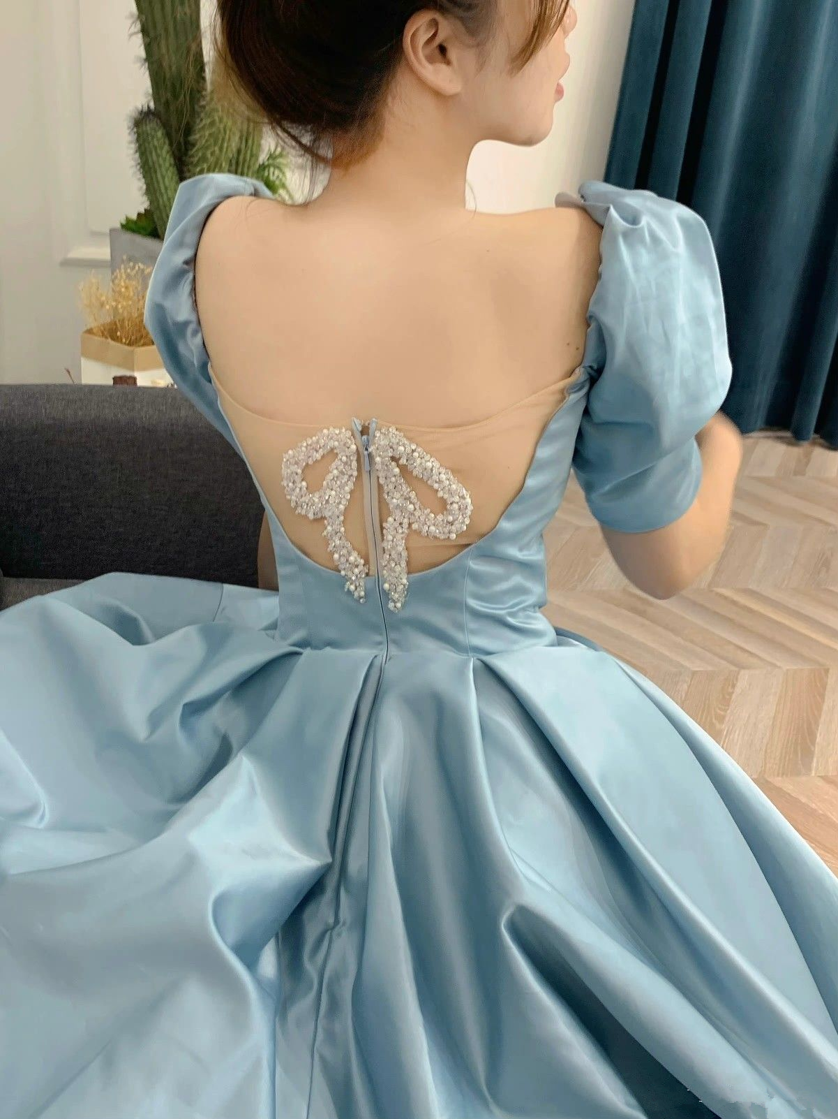 Vestido largo de satén para baile de graduación, corte en A, manga corta, modelo Y4657