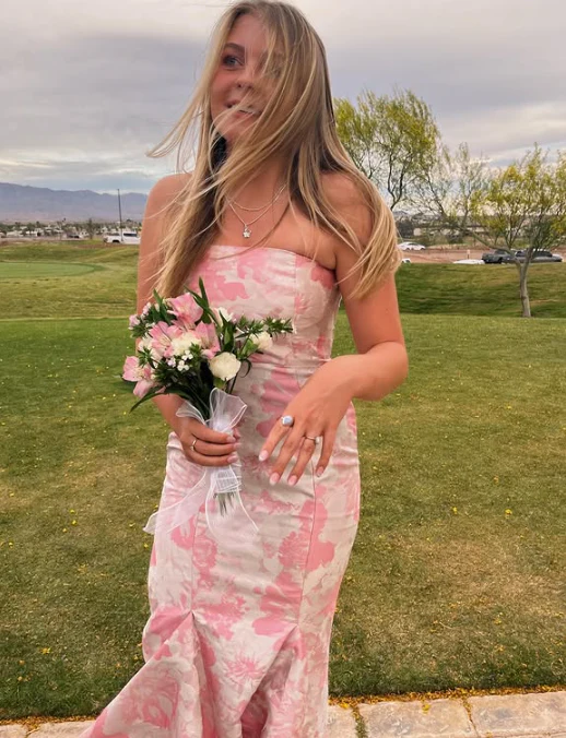 Robe de soirée sirène en satin rose poudré à imprimé floral Y7828