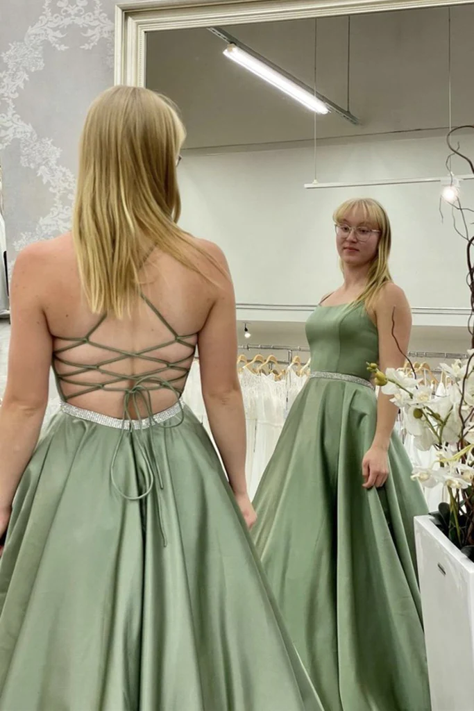 Vestido largo de fiesta verde satinado sin espalda, corte en A, vestido de noche formal de graduación verde sin espalda Y221