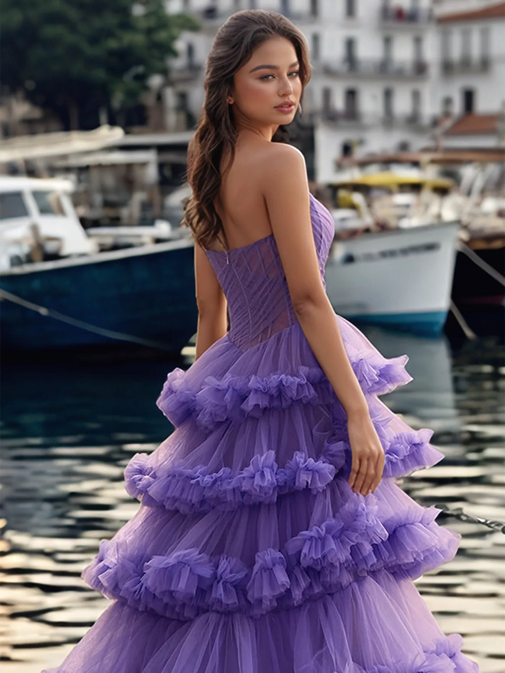 Robe de bal bustier à volants et corset plissé transparent