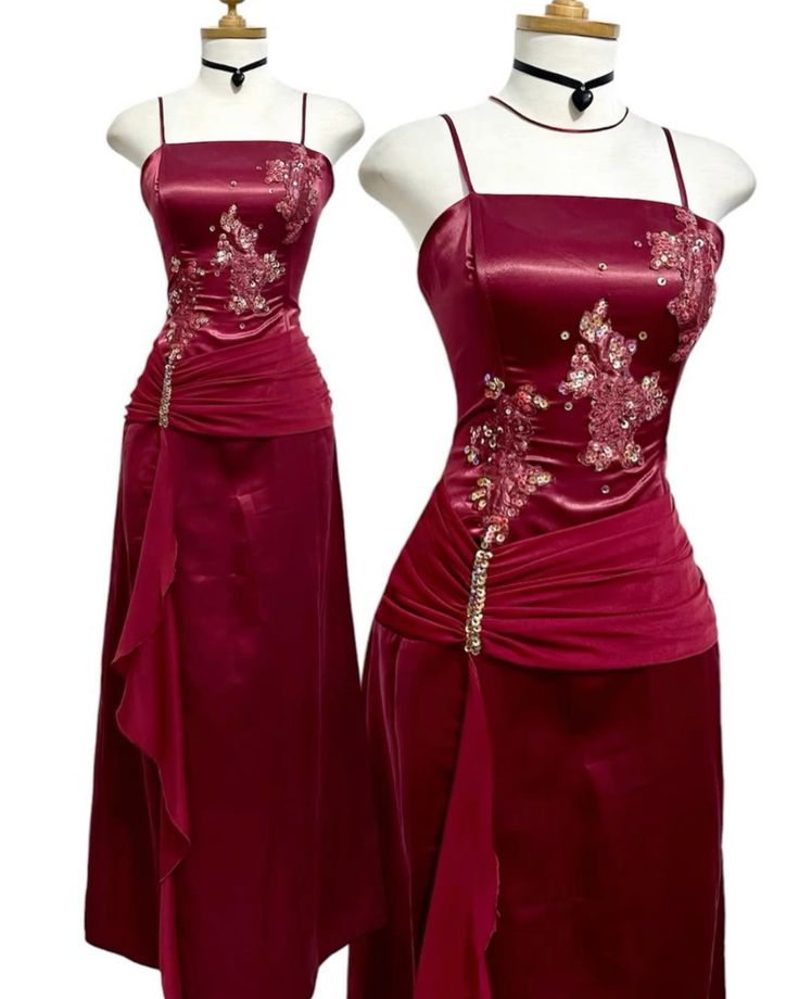 Robe de soirée vintage bordeaux en satin et mousseline de soie, ornée de perles, référence Y8448