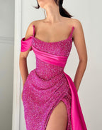 Robe de bal longue rose élégante en satin à paillettes, sans manches, col licou