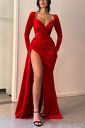 Robe de bal élégante à manches longues, coupe trapèze, fendue et col en V, rouge