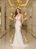 Elegante vestido largo hasta el suelo con escote en V, sin mangas, apliques de encaje y corte sirena