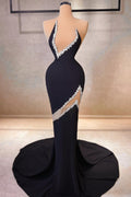 Robe de bal élégante sirène à col en V sans manches en satin et tulle avec strass
