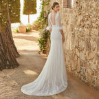 Robe de mariée sirène élégante en dentelle bohème sexy décolleté plongeant en V manches courtes, robe de mariée formelle à boutons de nacre pour une soirée plage en tulle
