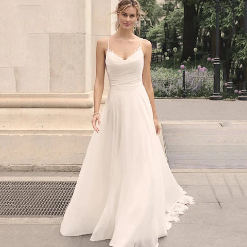 Robe de mariée élégante à épaules dénudées, sans manches, dos nu, bretelles spaghetti, appliques, dos nu 