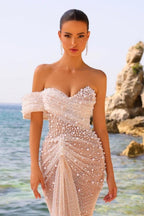 Elegante vestido de novia de sirena con escote corazón y un solo hombro