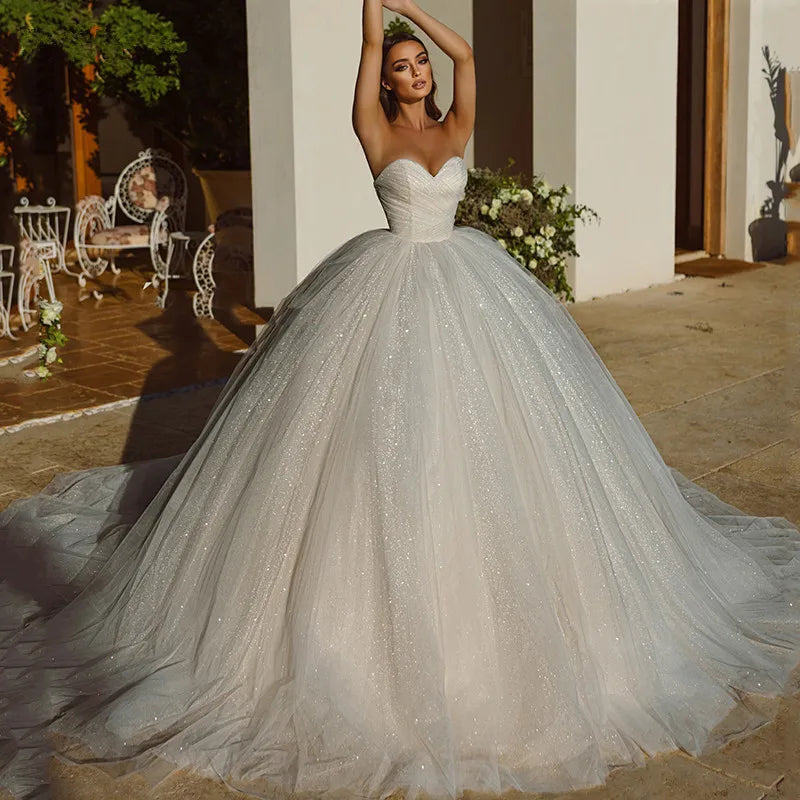 Robes de mariée élégantes en tulle scintillant, style saoudien, décolleté cœur, collection 2023