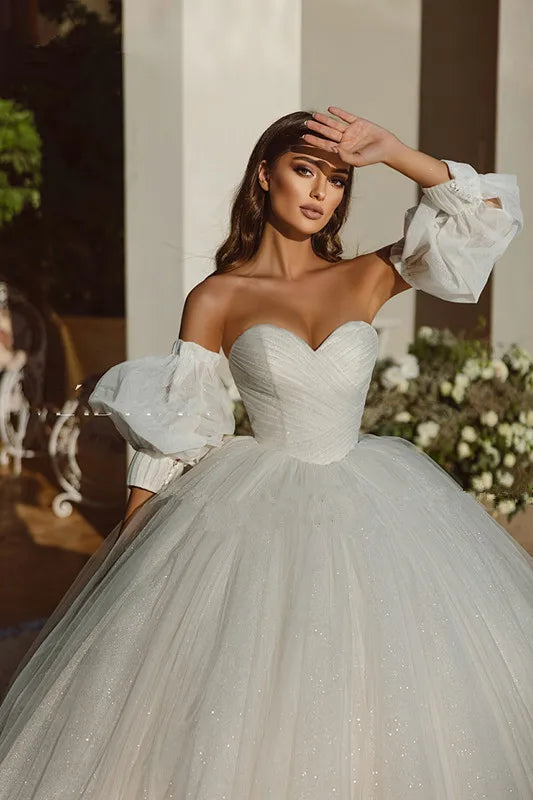 Robes de mariée élégantes en tulle scintillant, style saoudien, décolleté cœur, collection 2023