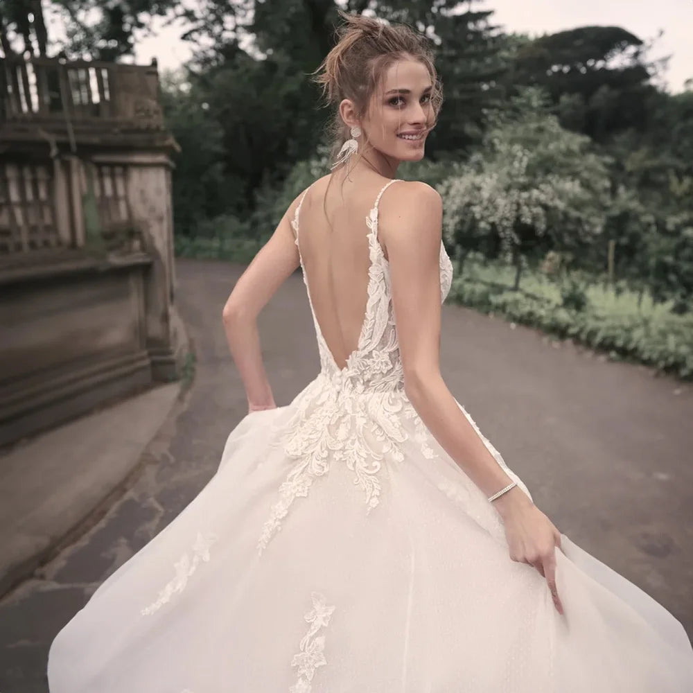 Vestidos de novia elegantes para mujer, populares en verano, corte en A, escote en V, sin mangas, apliques, espalda descubierta. 
