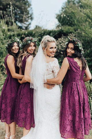 Elegante vestido de dama de honor de encaje con escote en V, largo hasta la rodilla y corte en A BD094