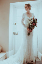 Vestido de novia elegante de manga larga con espalda en V y encaje WD600