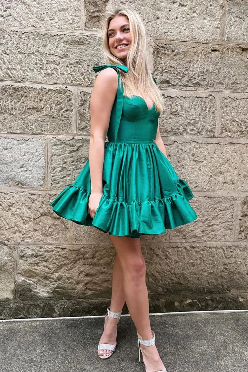 Vestido de fiesta de corte A con escote corazón, volantes y tirantes con lazo SYH104
