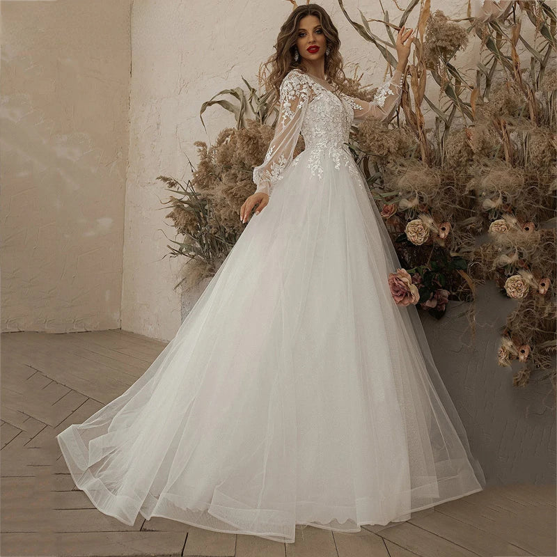 Robe de mariée ivoire exquise, manches longues, appliques en dentelle, fleurs 3D, tulle moderne, style bohème, robe de mariée de plage 