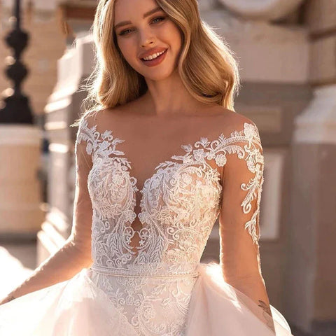Robe de mariée sirène en dentelle exquise, nouvelle robe de mariée en tulle à col en V pour femmes, confectionnée sur mesure.