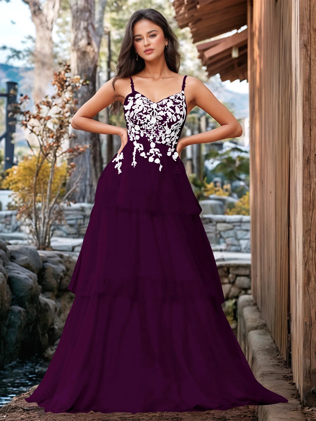 Vestido de fiesta con volantes y vendaje ilusión con bordado floral 3D