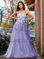 Vestido de fiesta con volantes y vendaje ilusión con bordado floral 3D