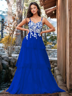 Vestido de fiesta con volantes y vendaje ilusión con bordado floral 3D