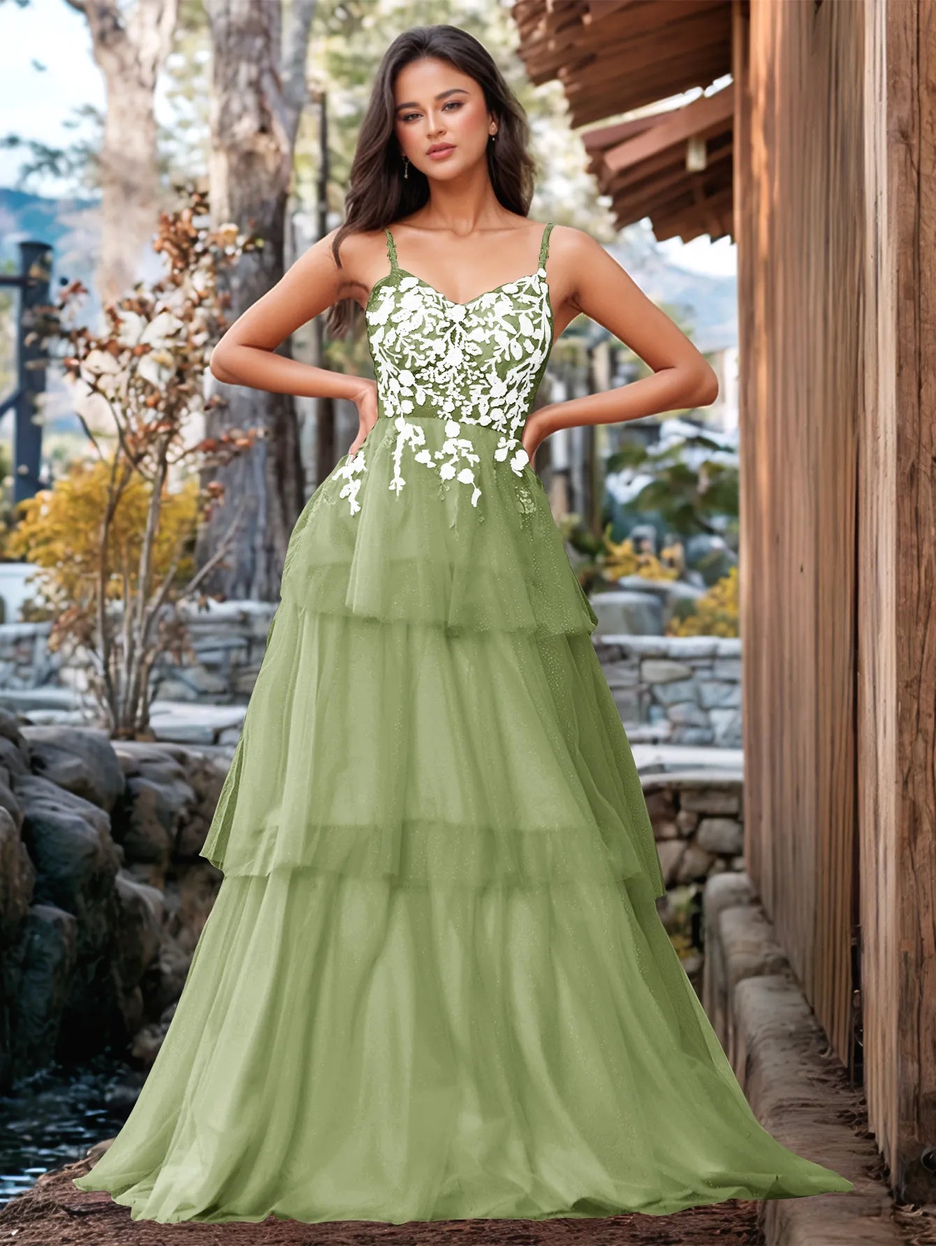 Vestido de fiesta con volantes y vendaje ilusión con bordado floral 3D