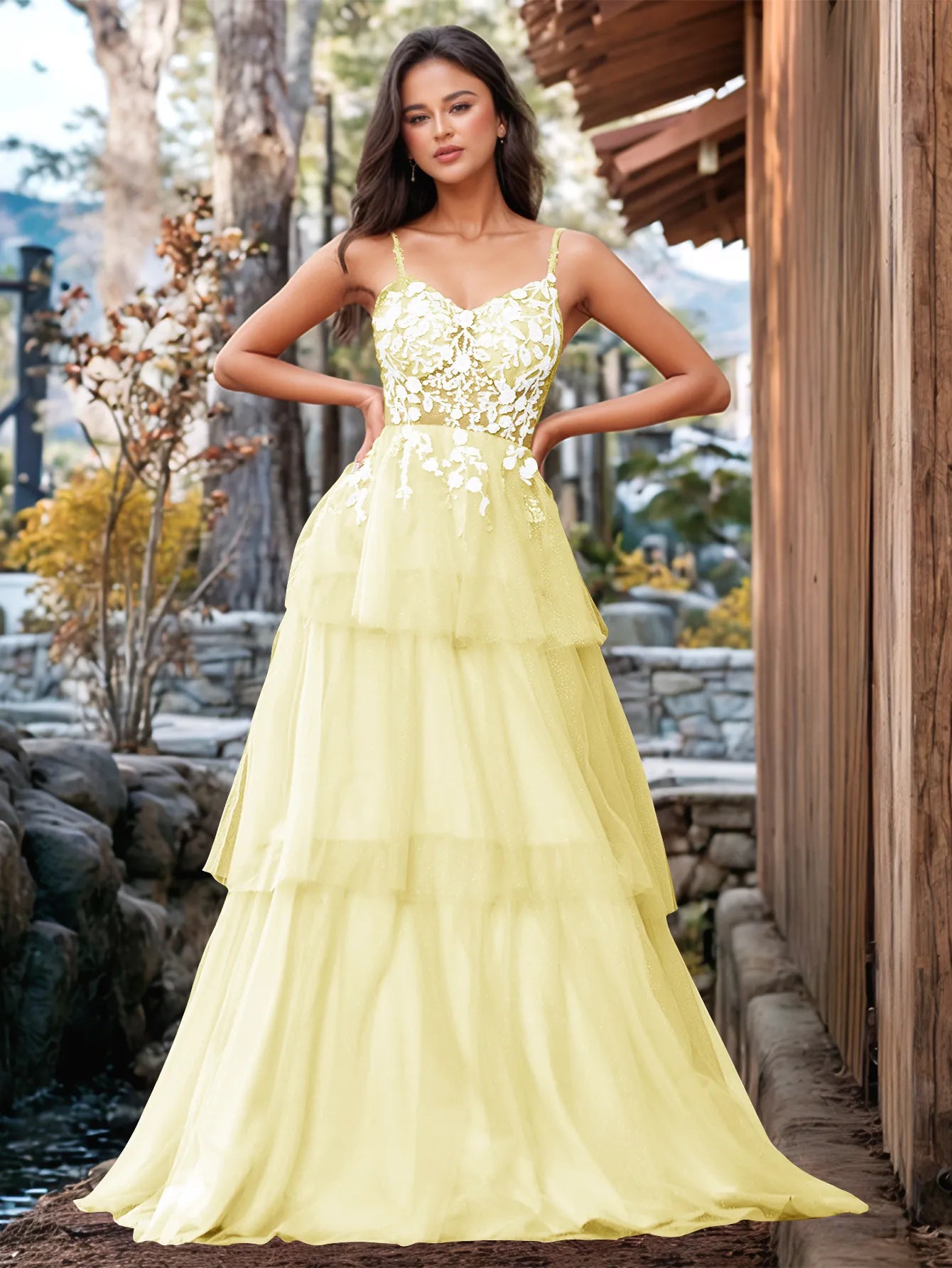 Vestido de fiesta con volantes y vendaje ilusión con bordado floral 3D