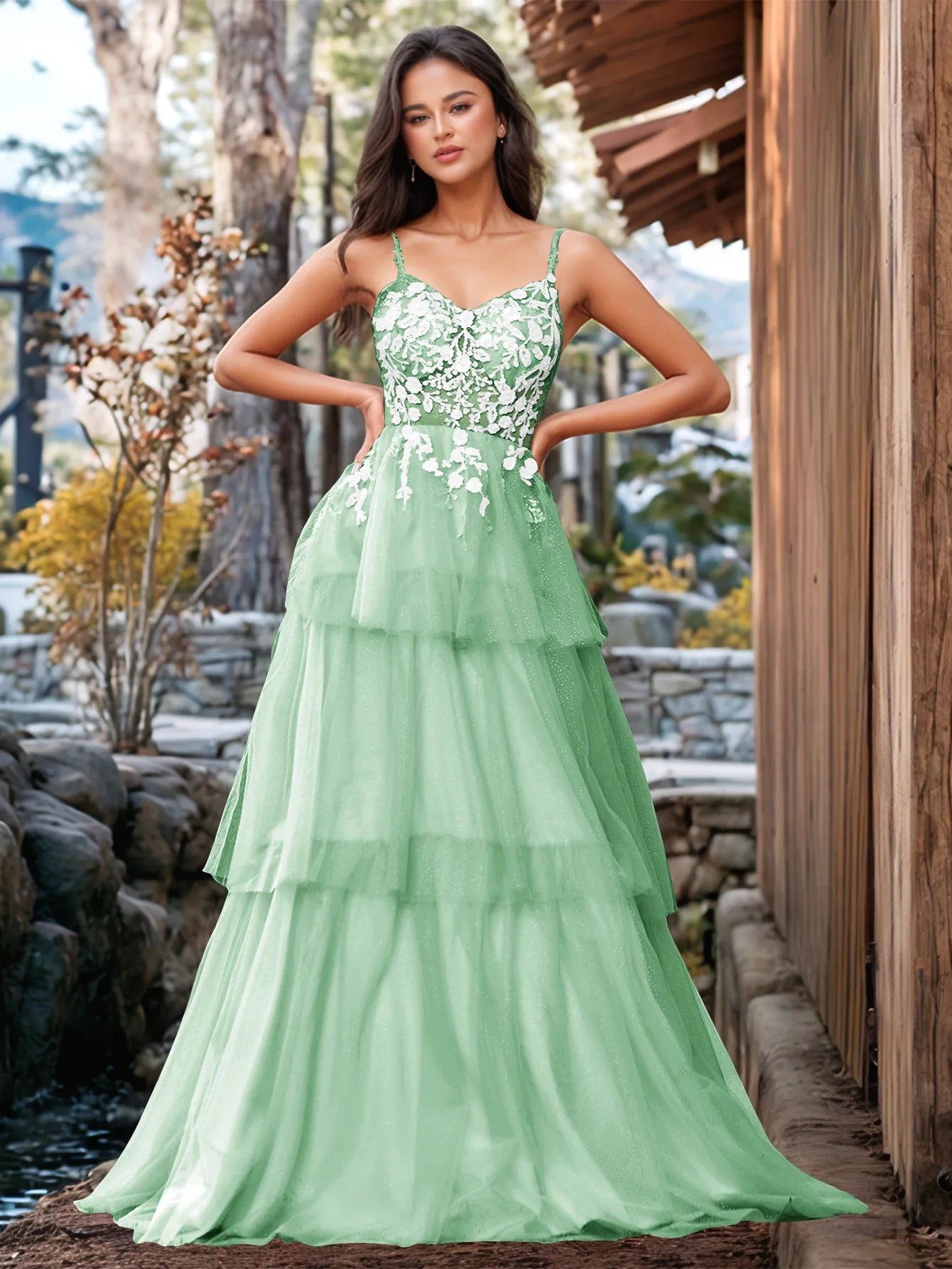 Vestido de fiesta con volantes y vendaje ilusión con bordado floral 3D