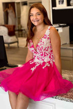 Vestido de fiesta de tul con escote en V y corte en A con apliques