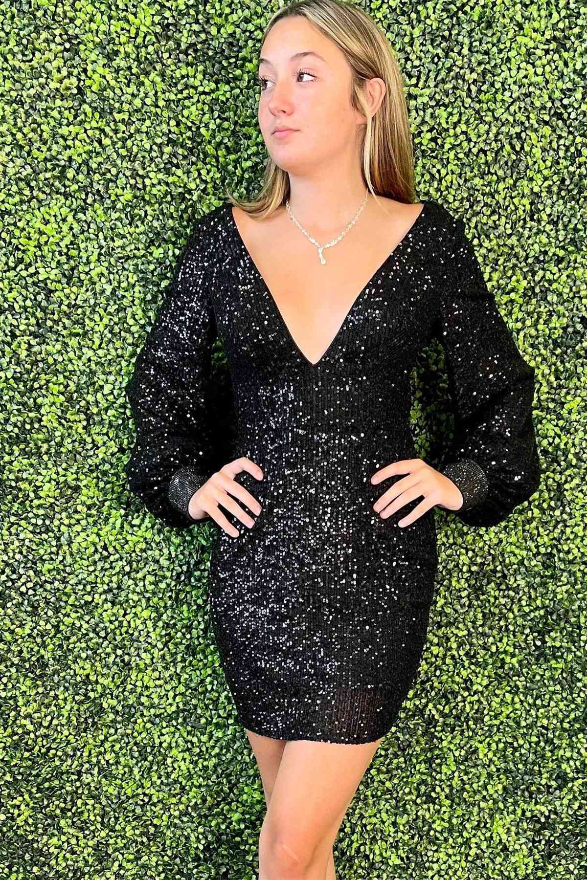 Sheath V-Neck Long Sleeves Sequins Homecoming Dress