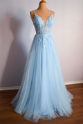 Vestido largo de fiesta de tul con apliques, escote en V, cordones y color azul claro