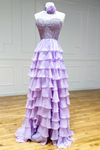 Vestido de fiesta de gasa con cuello alto, corte en A y volantes, adornado con flores en 3D.