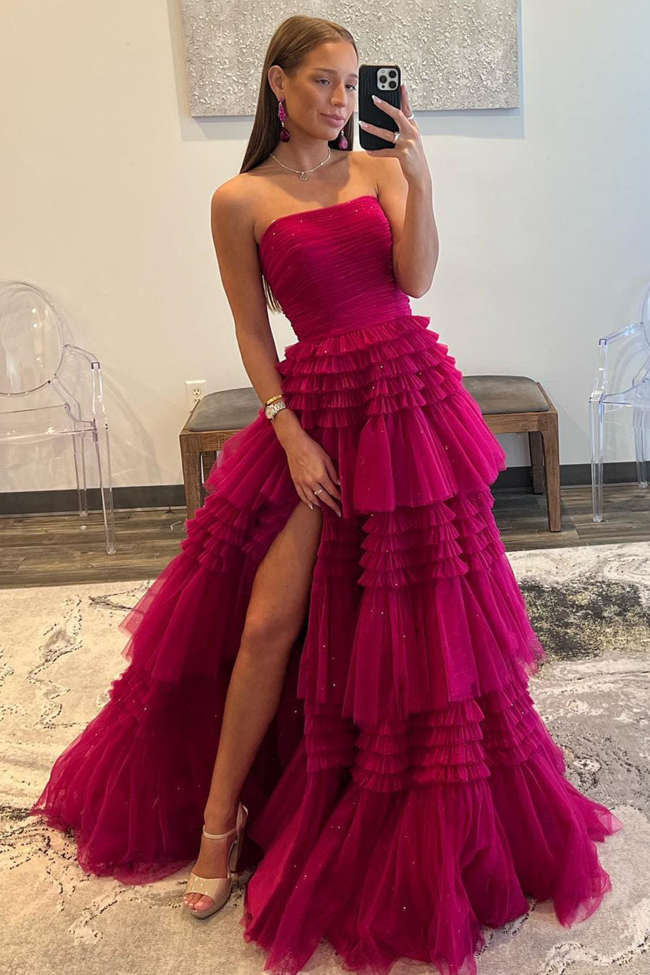 Vestido largo de fiesta de tul sin tirantes, corte en A, con volantes escalonados