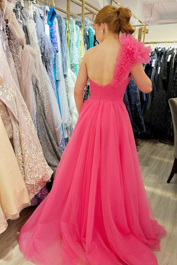 Vestido de fiesta largo de tul con un solo hombro y corte en A con volantes