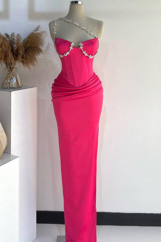 Raina | Robe de bal longue plissée rose fuchsia asymétrique à strass.