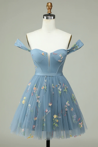 Vestido corto de fiesta con escote corazón y bordado floral, corte en A, para baile de bienvenida, PD472