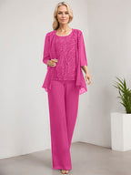 Vestido de novia de gasa con encaje y lentejuelas, estilo mono/pantalón, largo hasta el suelo, con escote redondo.